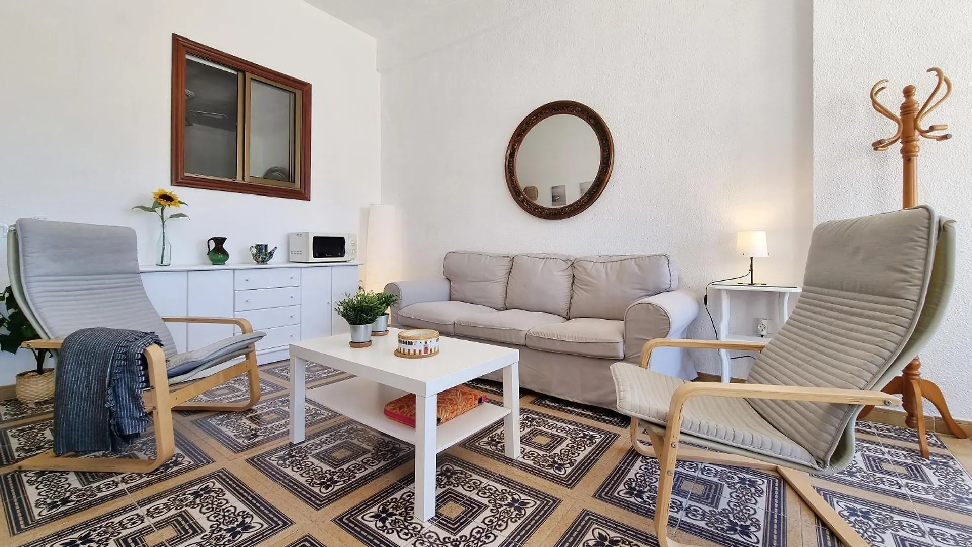 Tinoko Apartament In La Carihuela Beach Torremolinos