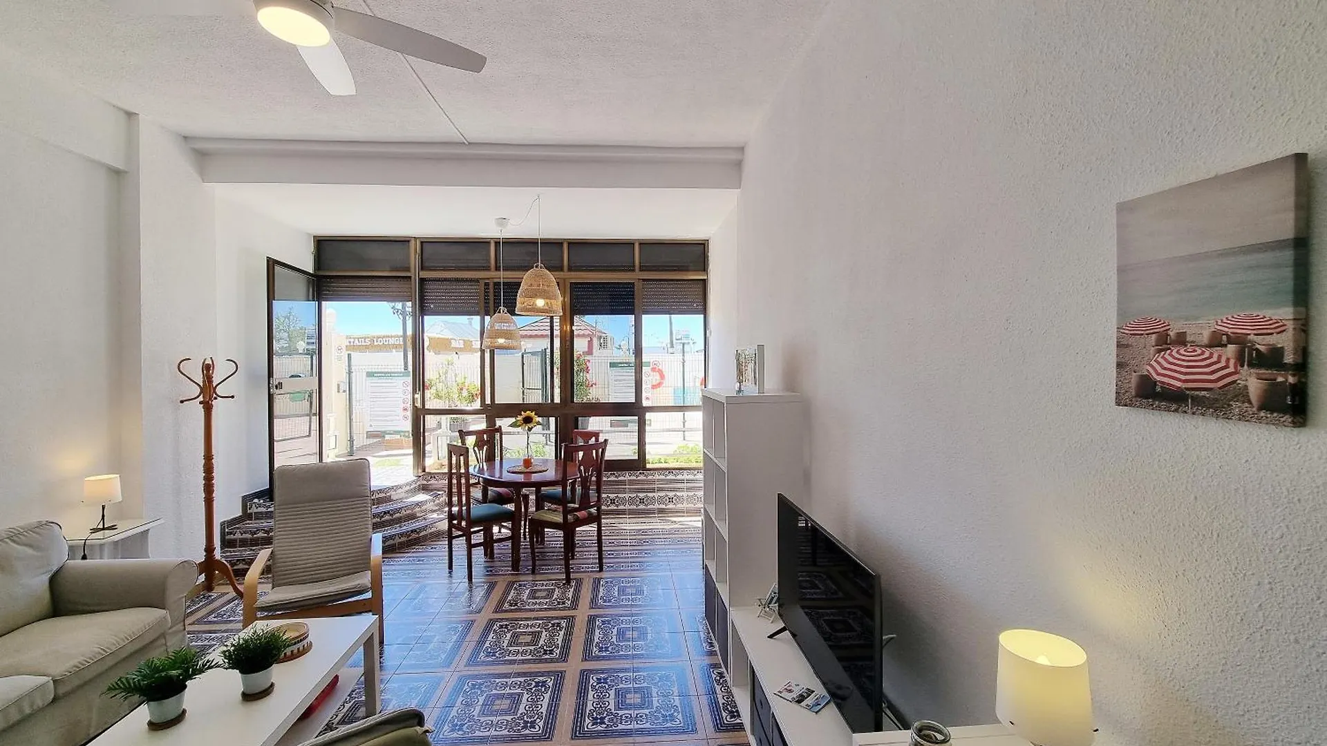 Tinoko Apartament In La Carihuela Beach Torremolinos 0*,